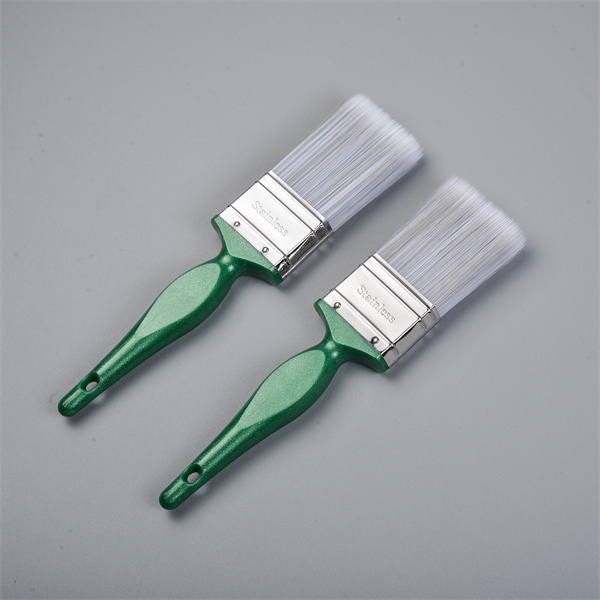 brosse à peinture